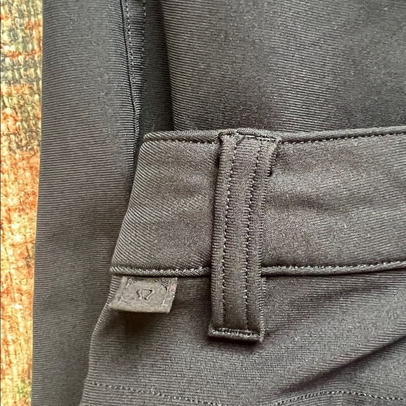 The Lululemon Men’s ABC Pant Slim 33 x 30 - Picture 7 of 8